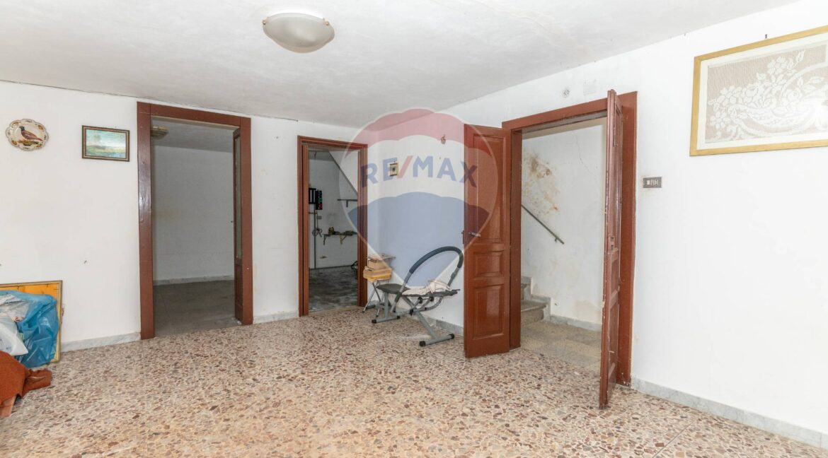 ALP038- (4)